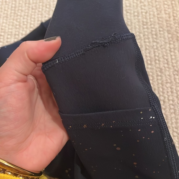 GapFit sculpt revolution s regular 3/4 gold speck navy - Picture 3 of 6